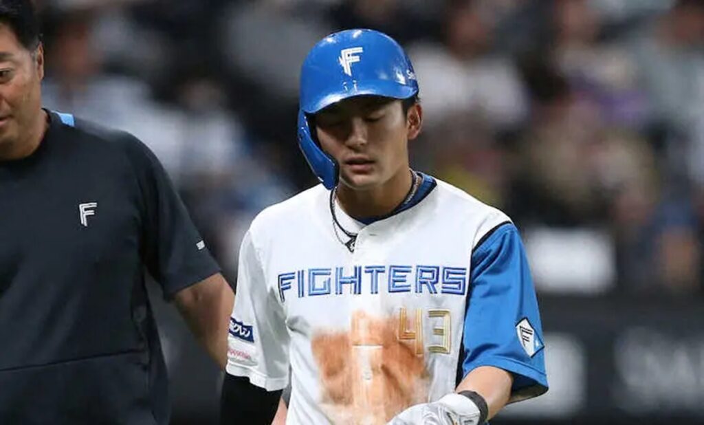 日本ハム・水野達稀、「右足関節外側靭帯損傷」実戦復帰まで4～6週間 前夜の楽天戦、同点打のあと走塁中に故障