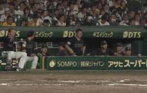オリックス・山田修義、阪神・石井大智のアクシデントに「満面の笑み」で大炎上