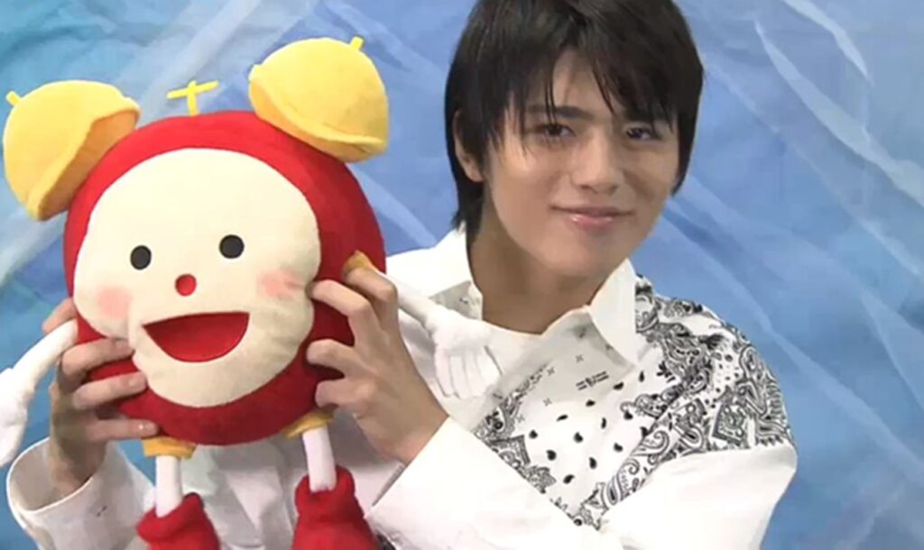 timelesz・篠塚大輝「今はもう動かない、おじいさんにトドメ～♪」に批判殺到も「ギャグをまともに取るな」擁護の声