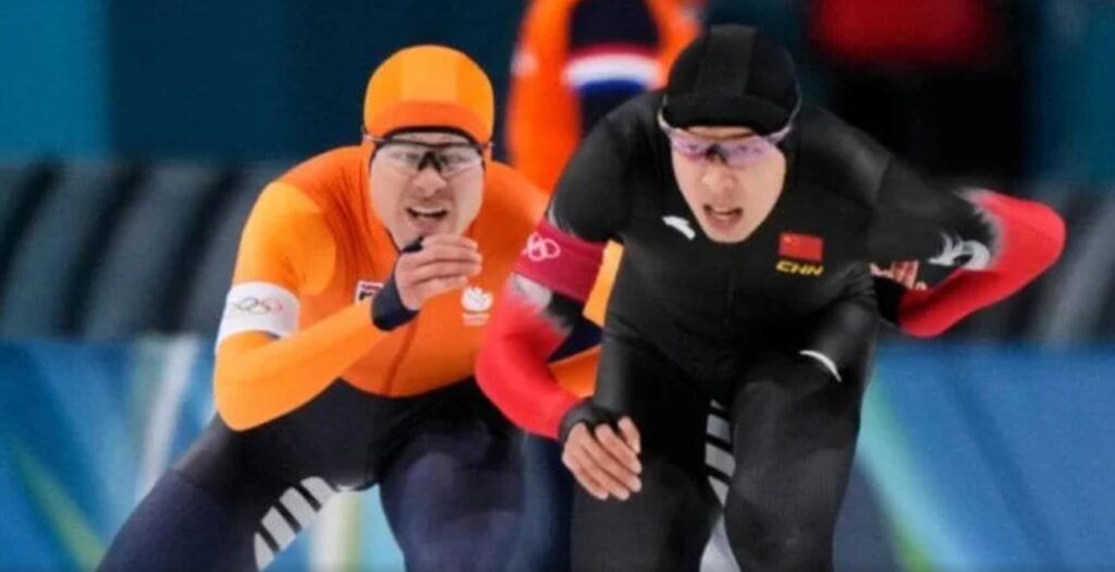 【五輪】スピードスケート男子1000ｍ 優勝候補ベンネマルス（オランダ）を廉子文（中国）が妨害し寧忠岩（中国）の銅メダルをアシスト