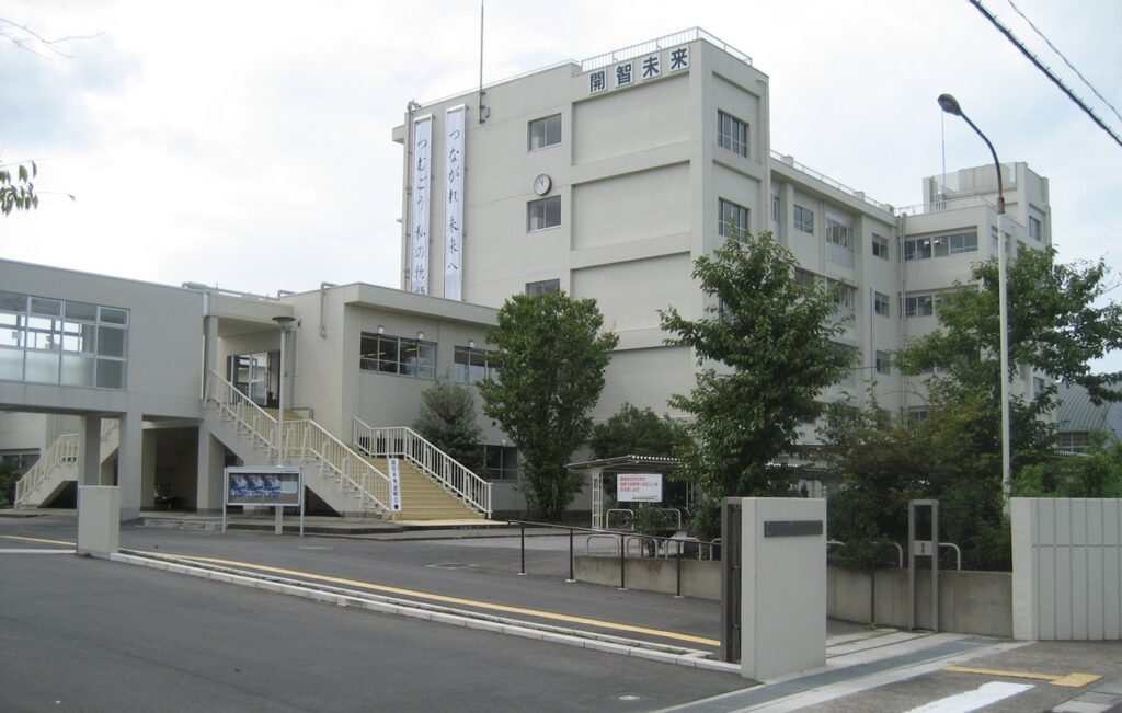 開智未来高、「児童ポルノ」で2部員が書類送検の日大三高を全力擁護し炎上⇒謝罪＆ツイ消し