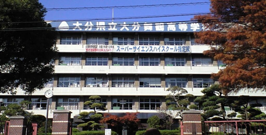 大分舞鶴高校ラグビー部員がコンビニで「迷惑行為」動画がSNSで拡散され炎上