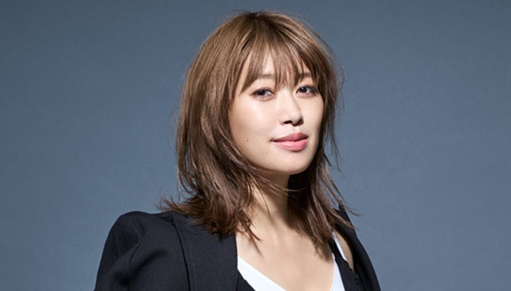 坂本美雨「自民党の大勝が戦争につながる」との見解示し物議