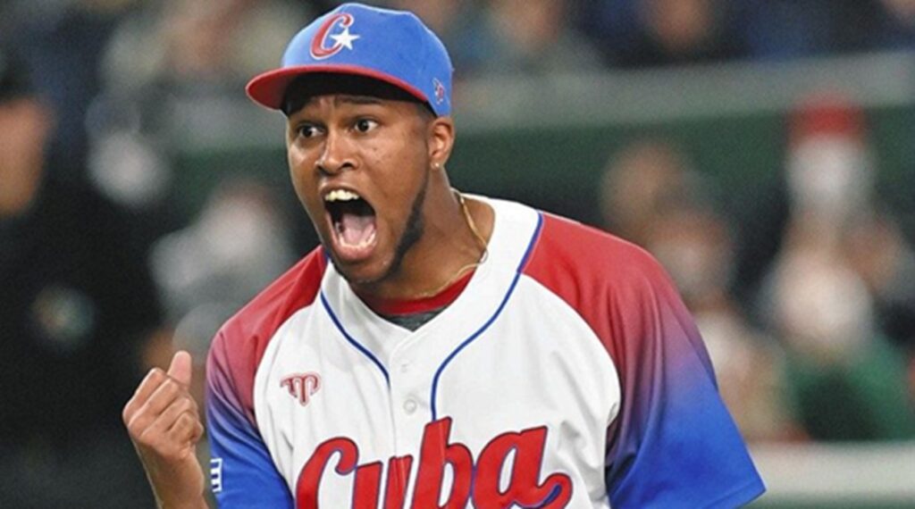 巨人 ライデル・マルティネスが「亡命」MLB移籍か 同じキューバ代表 アリエル・マルティネス(日本ハム)の来日から1週間以上経過もいまだ合流せず