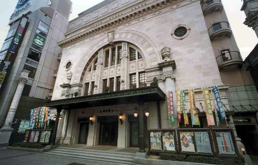 大阪松竹座、運営継続へ 閉館撤回 STARTOジュニアの聖地守る