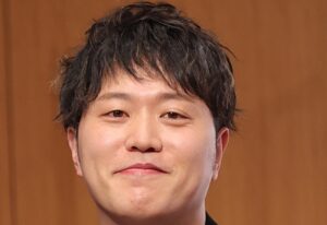 「理不尽に嫌われる」と語っていたエハラマサヒロ、小学生の女子児童の水筒の飲み口に下半身をなすりつけた性犯罪者のモノマネで伏線回収